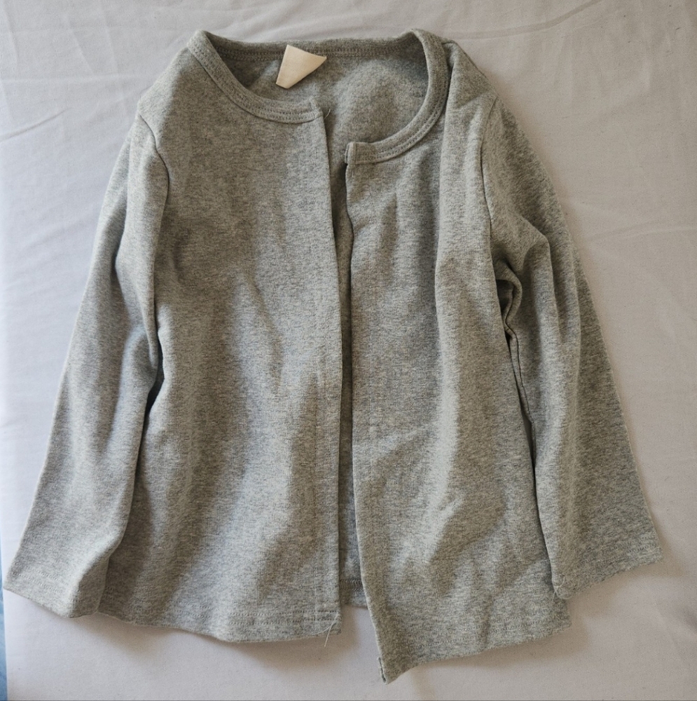 Kacakid girls size 3T grey Cardigan #F01